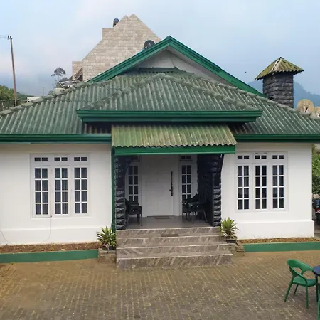 Hillcroft Homestay *