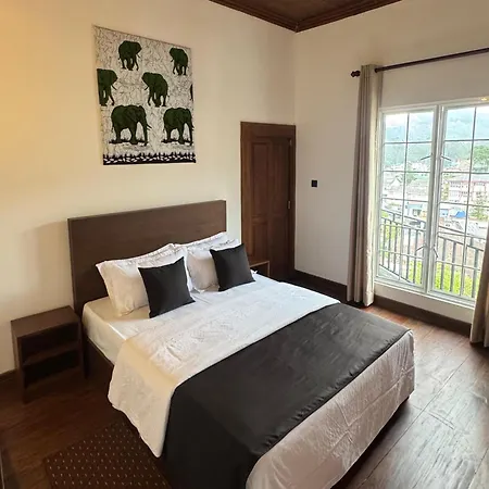 Star Gate Bed & Breakfast 3*