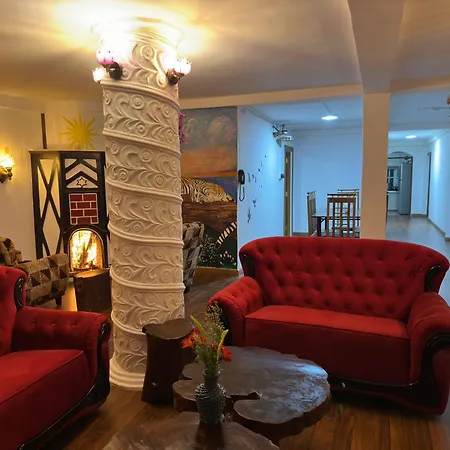 The Woodside Manor Homestay Nuwara Eliya