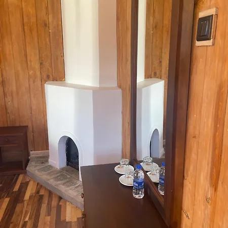Redwood Bed & Breakfast Nuwara Eliya