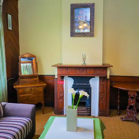 Meshi Land Bangalow Holiday home *