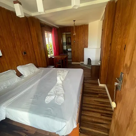 Bed & Breakfast Redwood