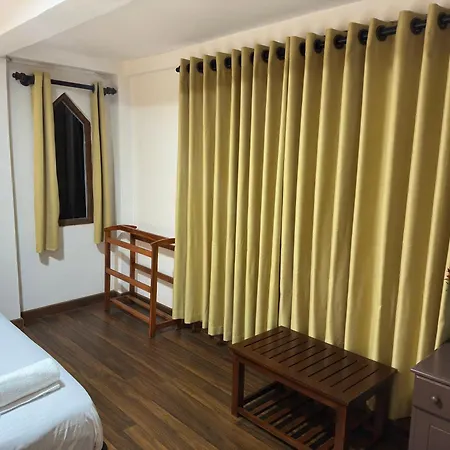 Homestay The Woodside Manor Nuwara Eliya