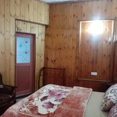 La Rose Guest house *