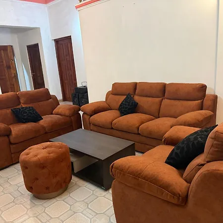 Roshan 3* Nuwara Eliya