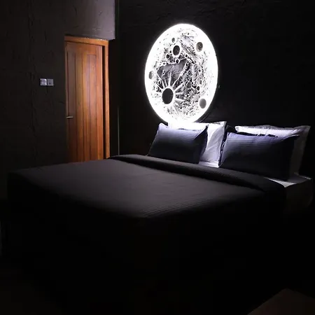 Little England Guest house 3*