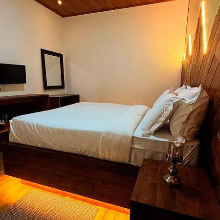 Guest house Little England 3*