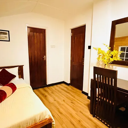 Little England Guest house 3*