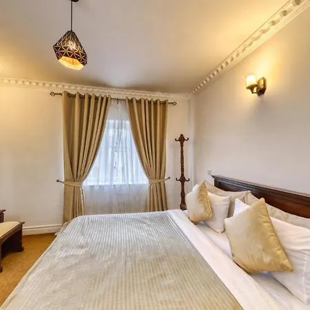 Stratford - Hotel *