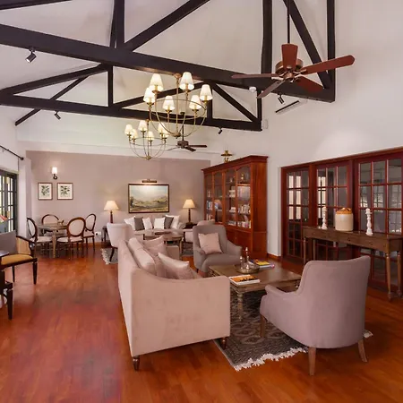 Chimneys Hotel 5*