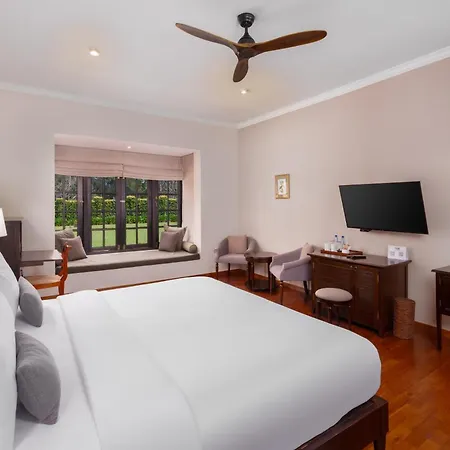 Chimneys Hotel 5*