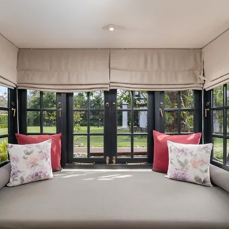 Hotel Chimneys 5*
