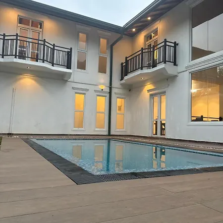 Winsanda Boutique With Heated Pool, Hotel