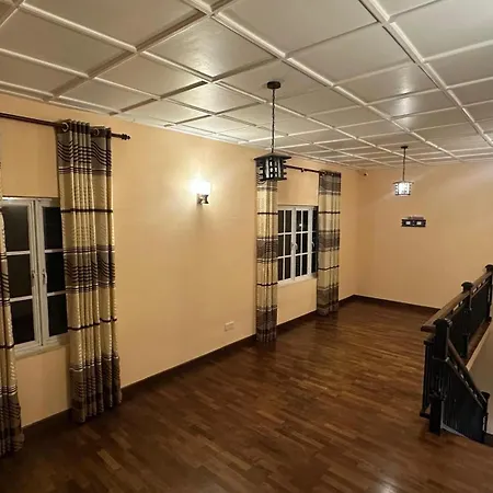 Altitude 1868 By Ij Guest house