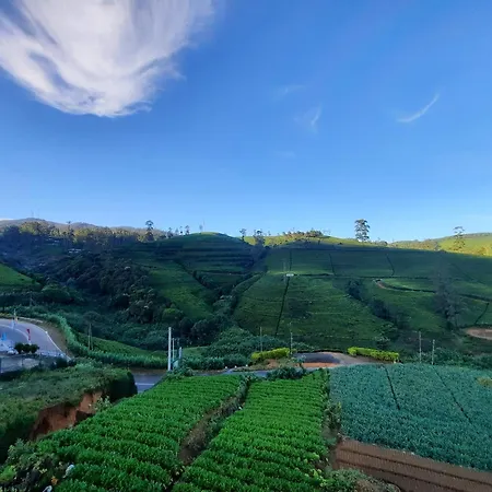 Friendly Hills Hotel
