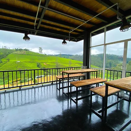 Hotel Friendly Hills
