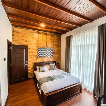 Friendly Hills Hotel 2*