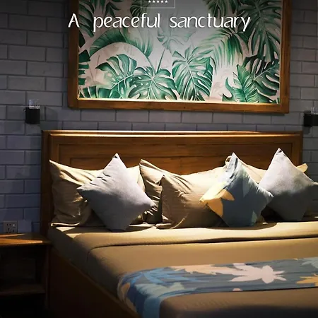Chalet 7000 Feet - A Cozy Mountain View Retreat In Nuwara Eliya