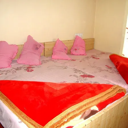 Guest house Isuru Garden Rest Nuwara Eliya