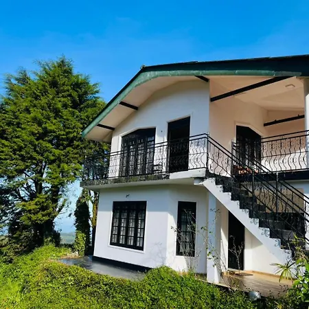 Villa The Crown's