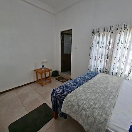 Kenton Guest house *