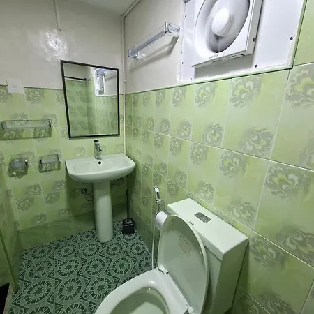 Kenton Guest house *