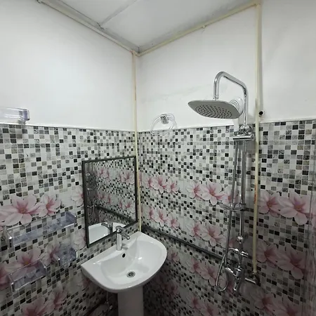 Kenton Guest house *