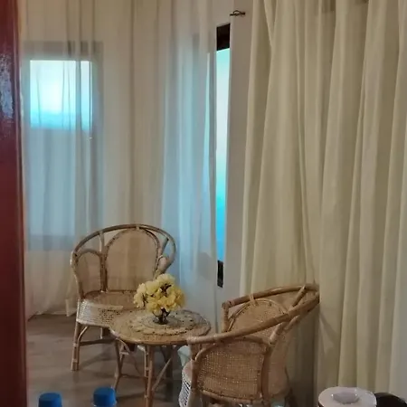 Guest house Amaraai Edge