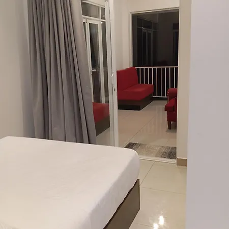 Twin Red - Luxury With Mountain View Hotel *