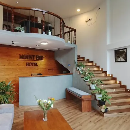 Mount End Hotel 3*