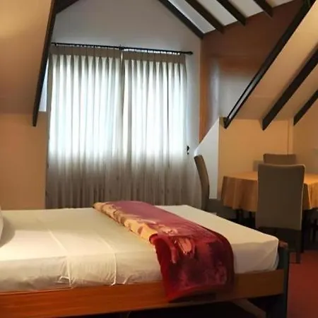 Hotel Stamford Star 3*