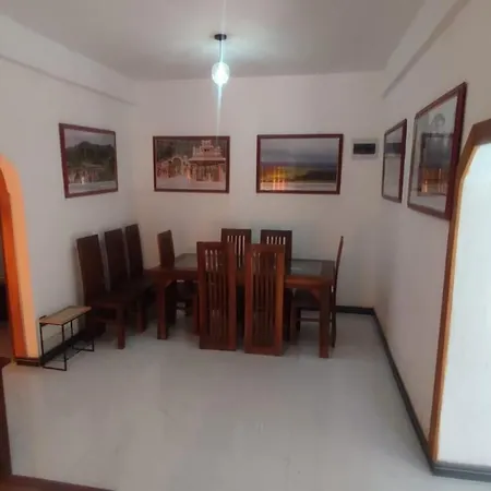 Guest house Denlovet Bangalow Nuwara Eliya