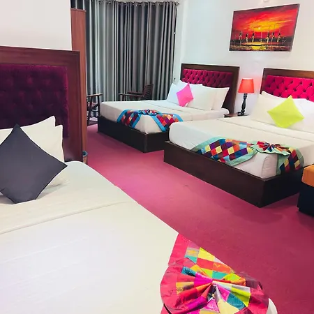 The Rosedale Grand *