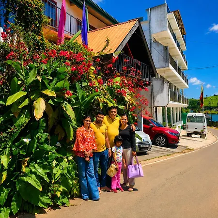 Hotel Lavender & Wood Nuwara Eliya