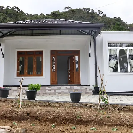 White Rose Villa, Guest house *
