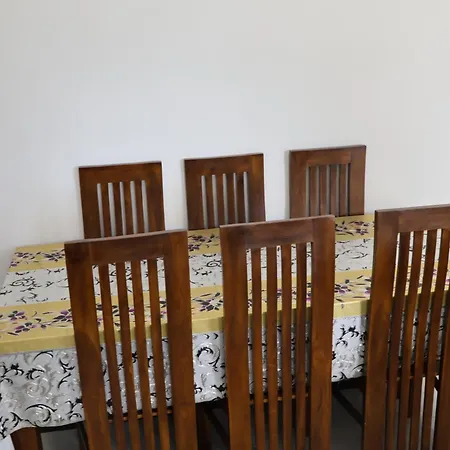 Guest house White Rose Villa,