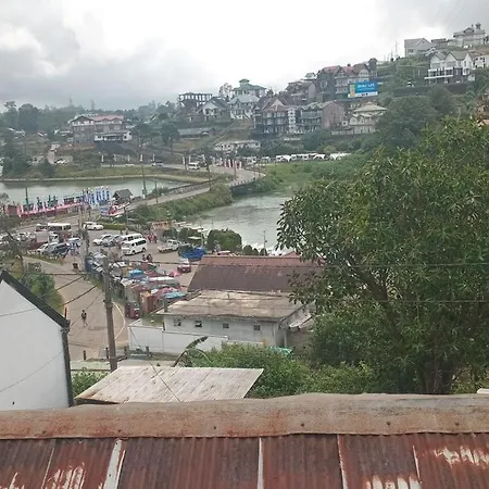 Gregory Nuwara Eliya