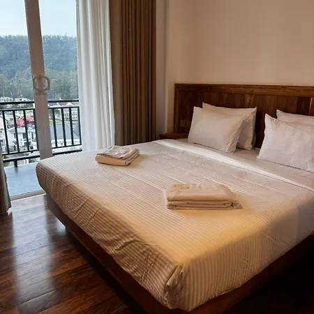 Rosen Burge Nuwaraeliya