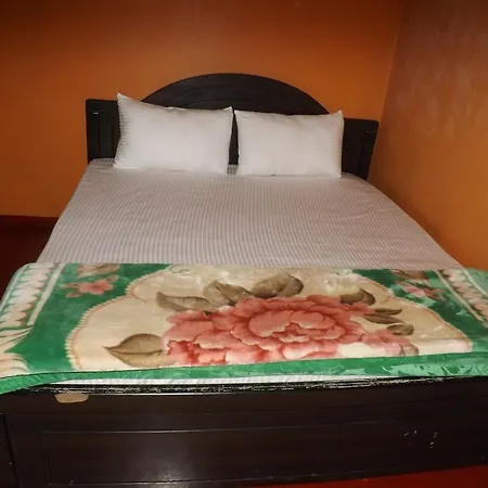 Hillcrest Homestay * Nuwara Eliya