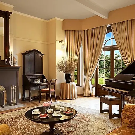 Jetwing Warwick Gardens, A Luxury Reserve Hotel
