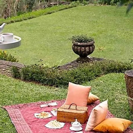Hotel Jetwing Warwick Gardens, A Luxury Reserve