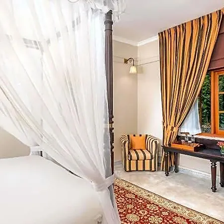 Jetwing Warwick Gardens, A Luxury Reserve