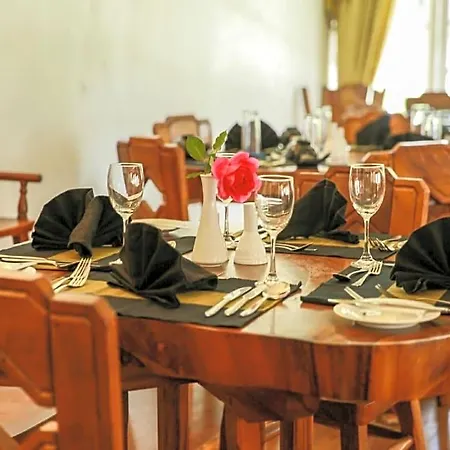 Hotel Glendower