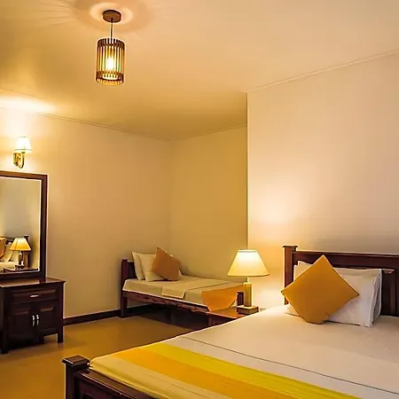 Clovefield Guest house 2*