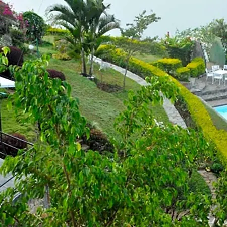 Hotel Hatton Summer House Nuwara Eliya