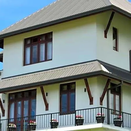 Mount Royal Hotel Nuwara Eliya