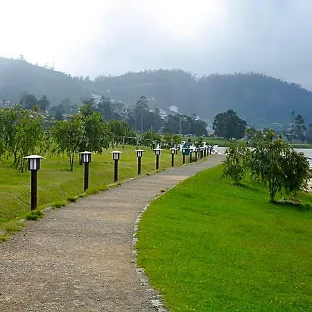 Tea Fields - Free Breakfast, Just 4km From City, Near Gregory Villa