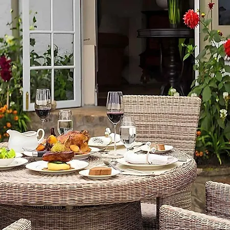 Hill Rise Luxury & Stables By Edwards Collection - *