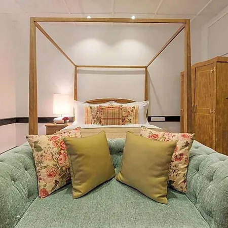 Oliphant Boutique By Amaya Hotel