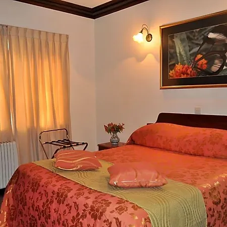 Cocoon Hills Guest house
